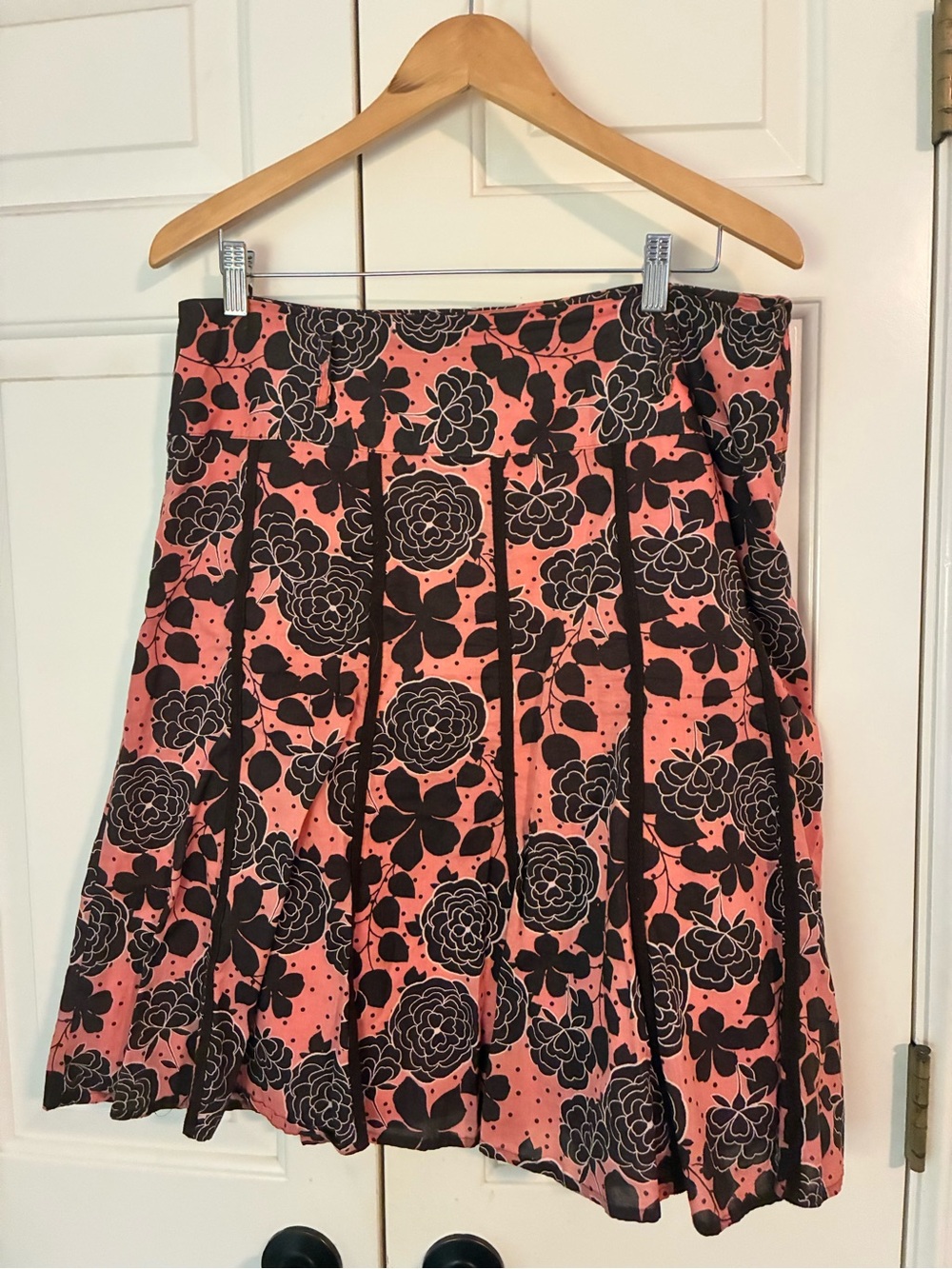 Apr 9 Floral A-Line Skirt in Coral and Brown